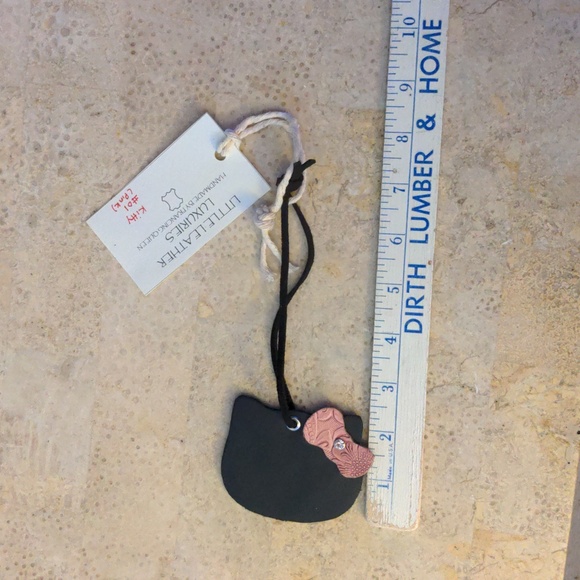 NEW! Handmade Genuine Leather Minimalist Kitty Bag Charm Black Pink Bow #01 - Picture 6 of 7